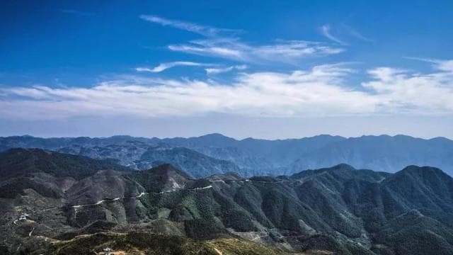 一起去挑战冰川遗迹下的漂流——覆卮山冰川漂流吧！