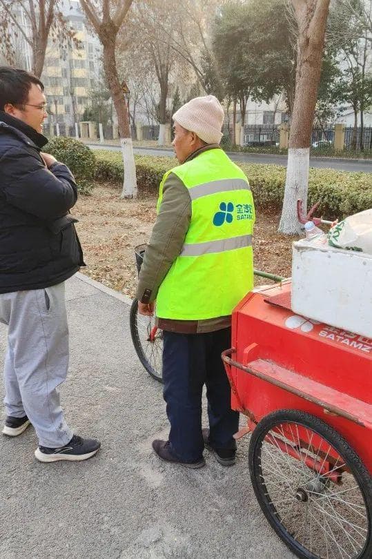 深度调研：环卫工人欠薪困境下的坚守与无奈