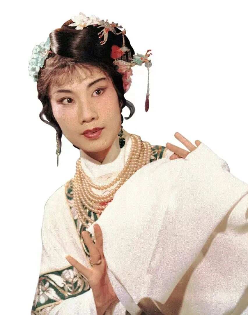 越剧名家袁雪芬与她的袁派艺术传承