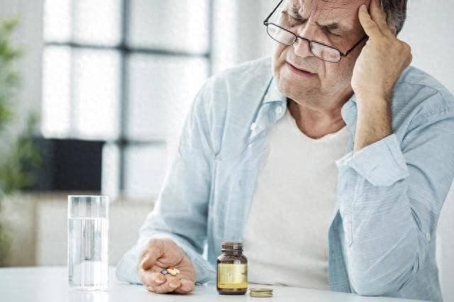 老人睡眠时间长是福是祸？专家解读背后健康真相