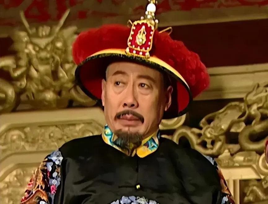 88岁"康熙帝"焦晃近照曝光：三段婚姻两次被妻子抛弃，如今生活如何？