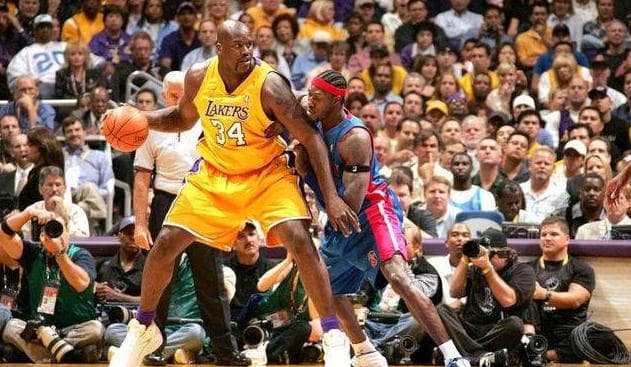 NBA历史最矮球员之一，1米65如何爆砍32分？