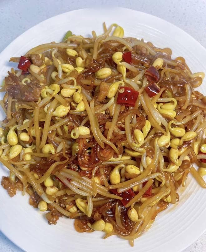 豆芽炒粉条的绝妙风味——在家也能轻松做出餐厅级美味