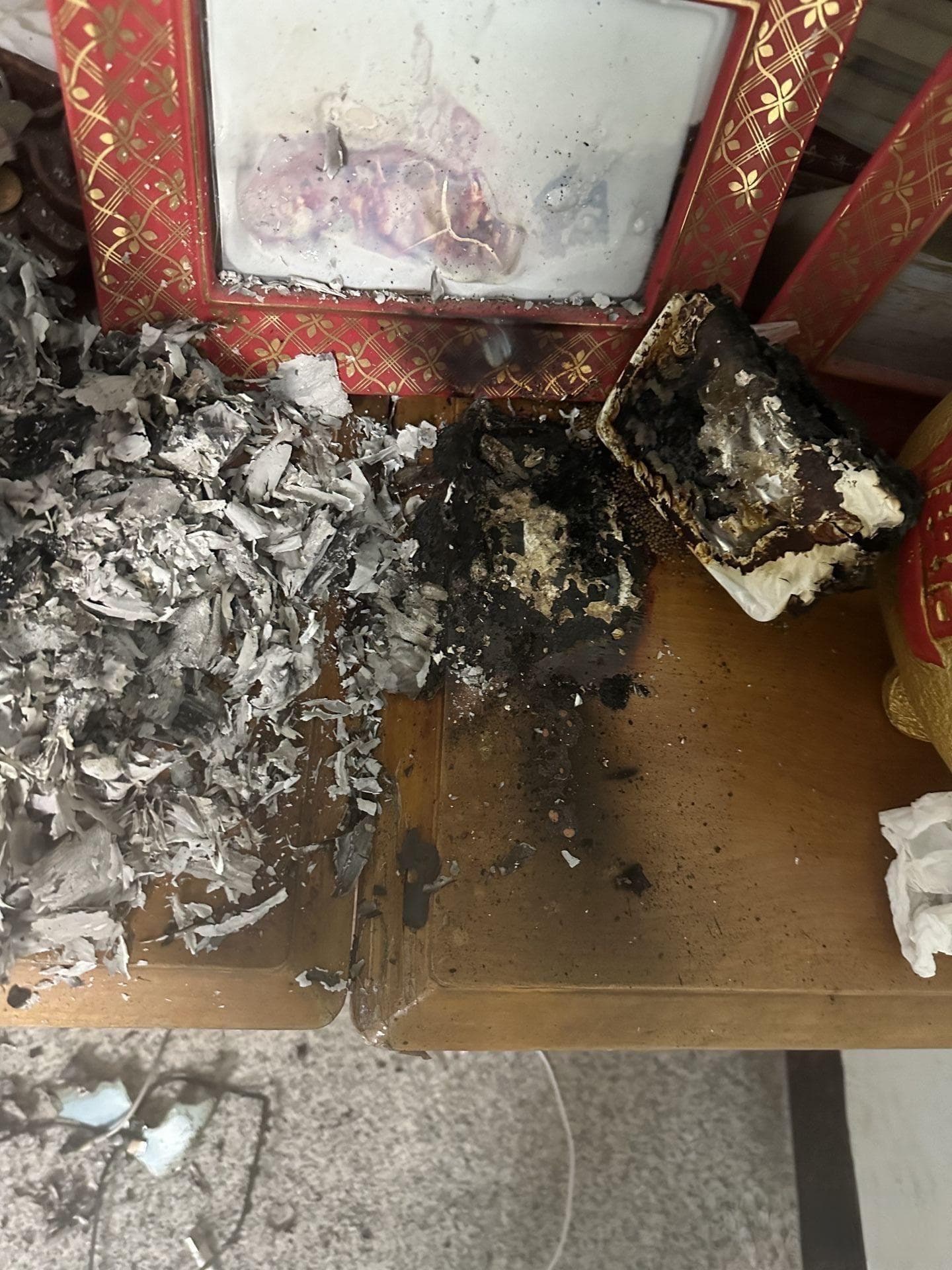 “家差点没了”！小米磁吸充电宝凌晨爆炸，官方回应