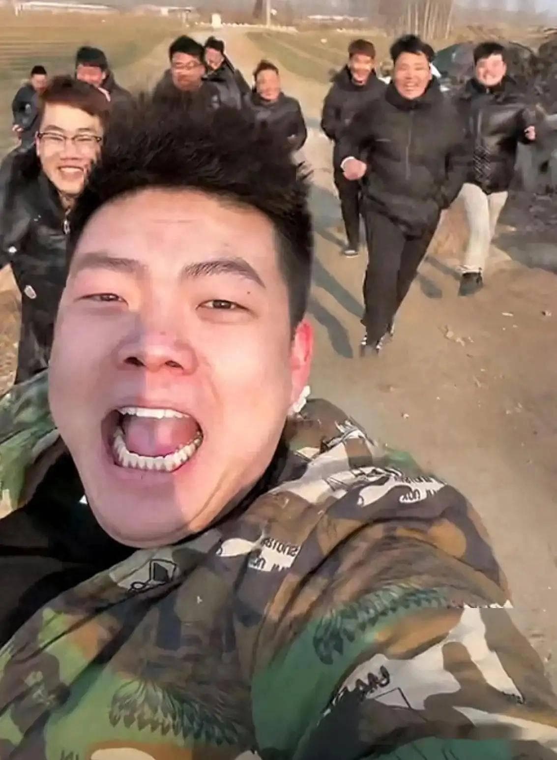 网红王子墨去世后续！是家中独子，母亲哭到崩溃，车祸细节曝光！