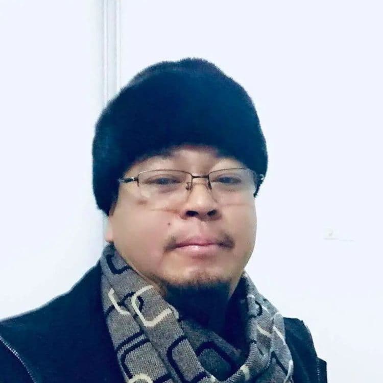 男子寻找30年前的湖南帅工友，曾经神似黎明如今已成沧桑大叔