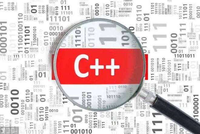 C++二维数组详解：从定义到输出实例