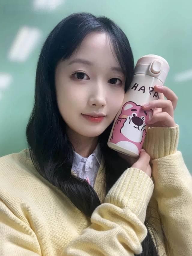 保温杯里的水如何过安检进站？