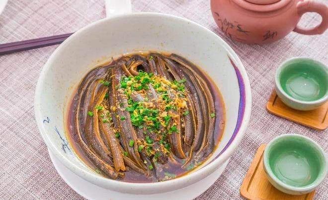 警惕！黄鳝鲫鱼等常见食材可能携带寄生虫，这些食用风险需注意