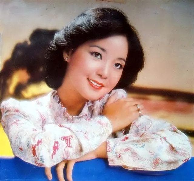 一曲《奈何》，道尽邓丽君的温柔与深情