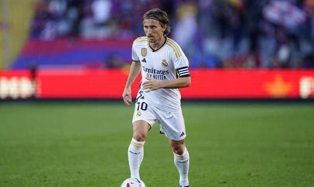 依然活跃在顶级联赛的5位超龄足坛球星