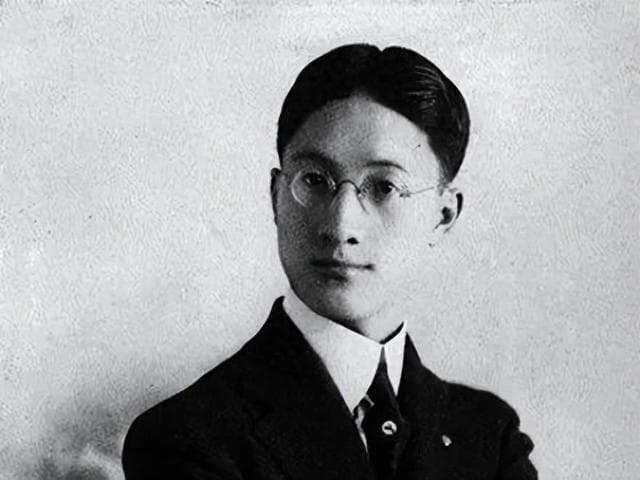 徐志摩：一个精心打造的天才