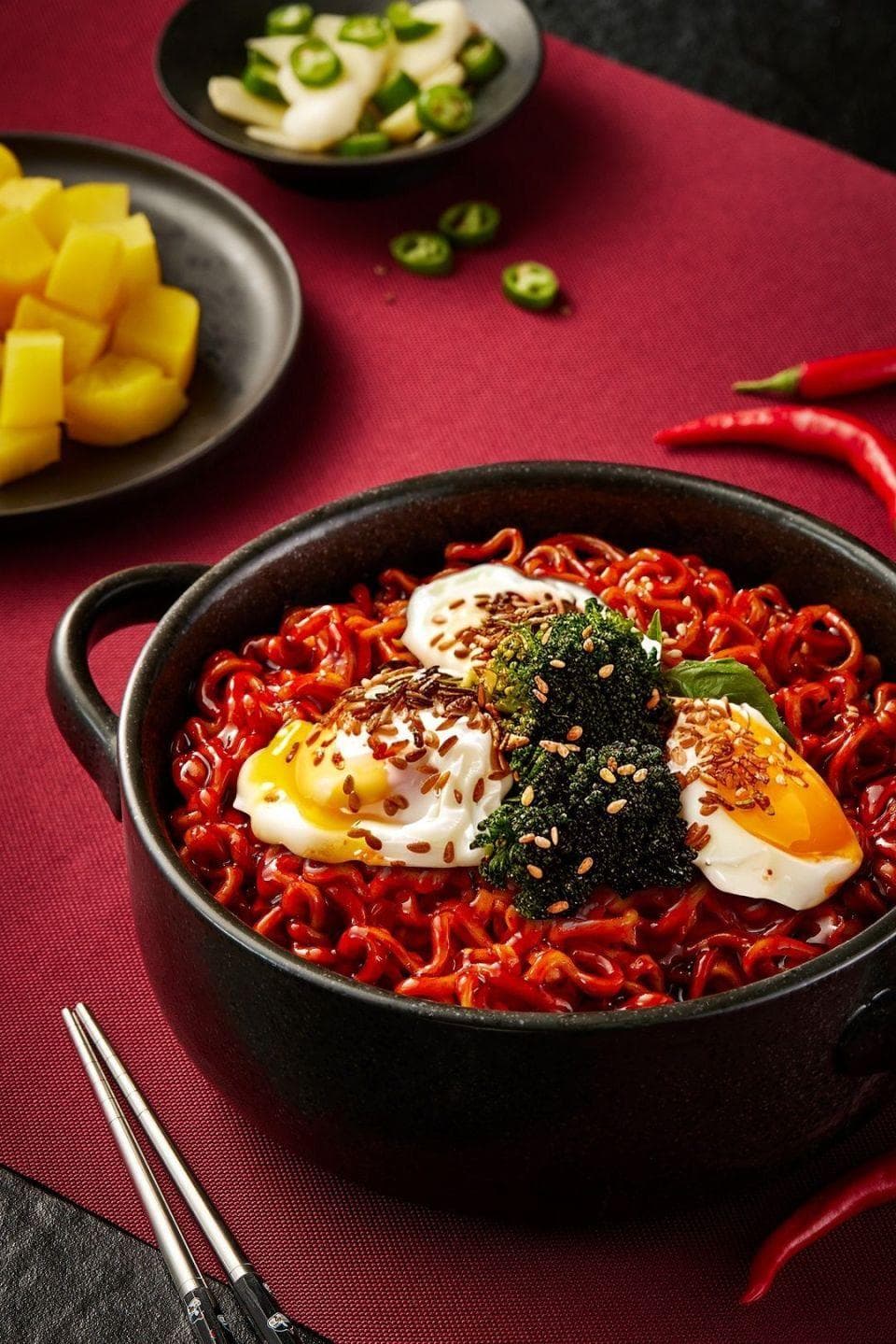 火鸡面太辣？三养食品：远不及小米辣的三分之一！