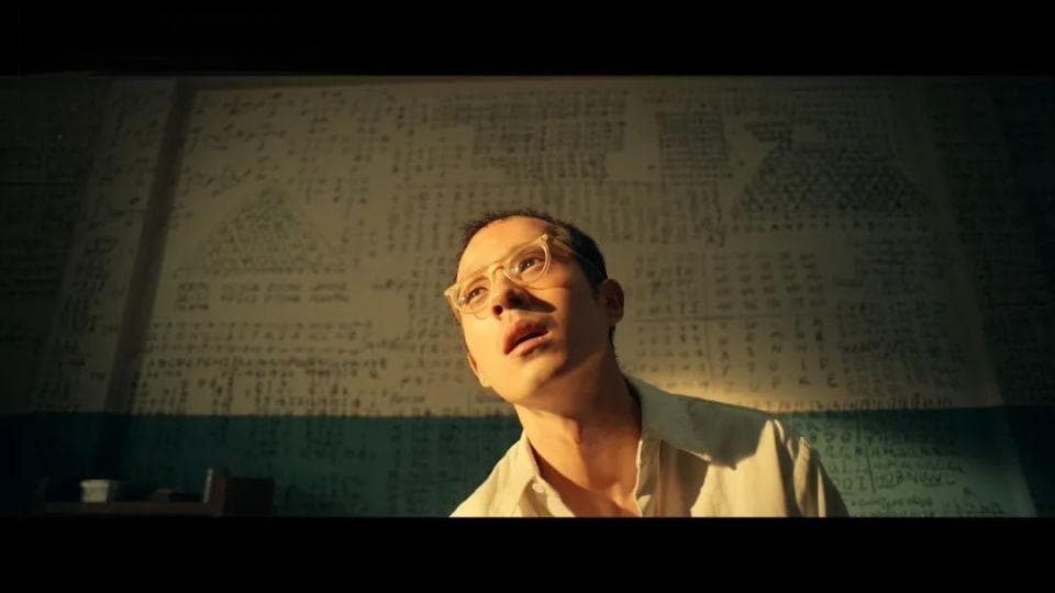 国产超级英雄片：视觉奇观难掩“普男”自信