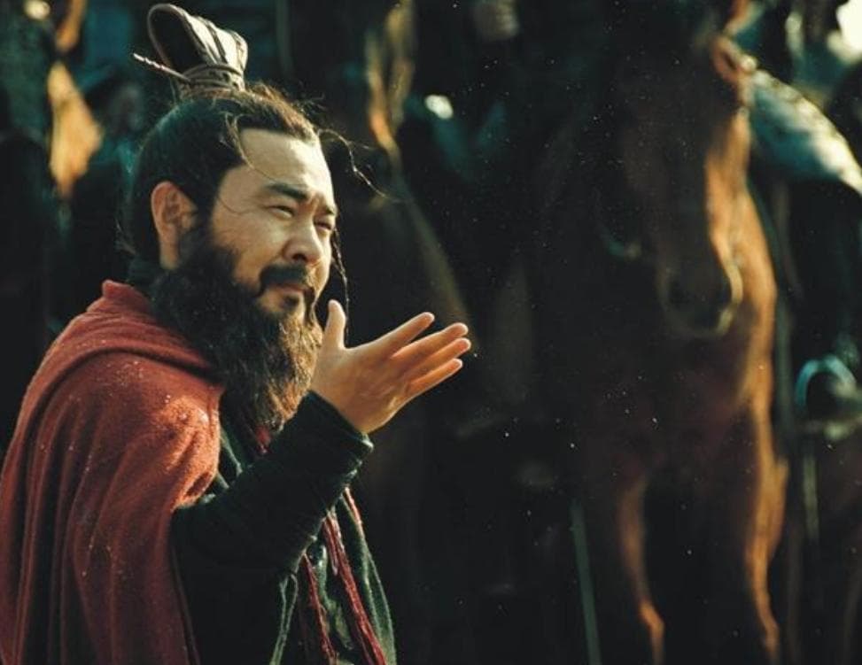 受性格和相貌影响，三国三霸主武功最高的是曹操，最弱的是孙权
