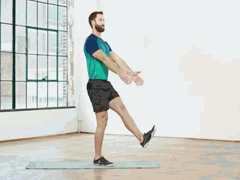 10个无器械腿部力量训练，让你在家也能练出完美大腿