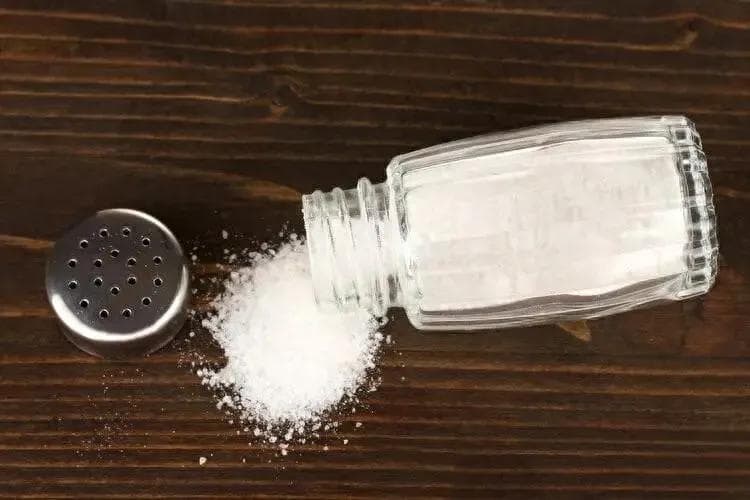 哈佛研究：吃盐过多，或增加28%死亡风险