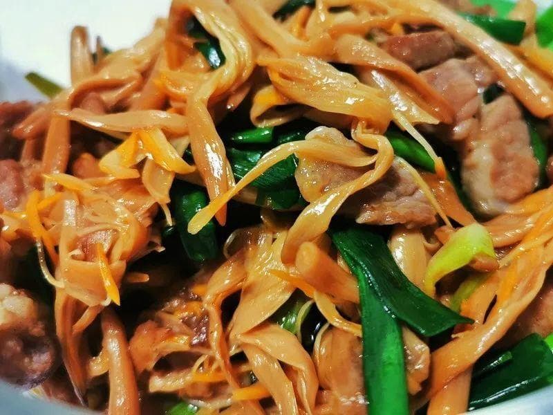 最新研究：睡眠不足增痴呆风险，四类食物助预防