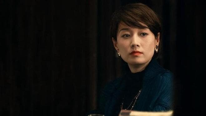 马伊琍新作三连发，演绎新时代女性风采