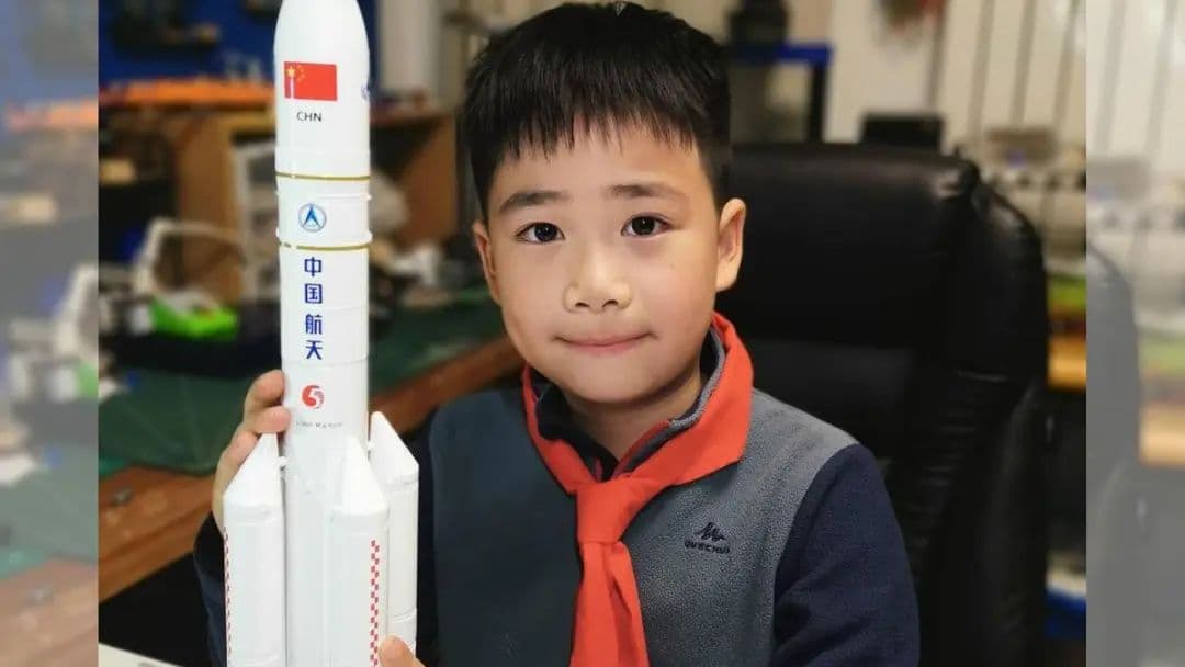 11岁男孩在家造火箭——已成功发射一枚、自己写了600多行代码
