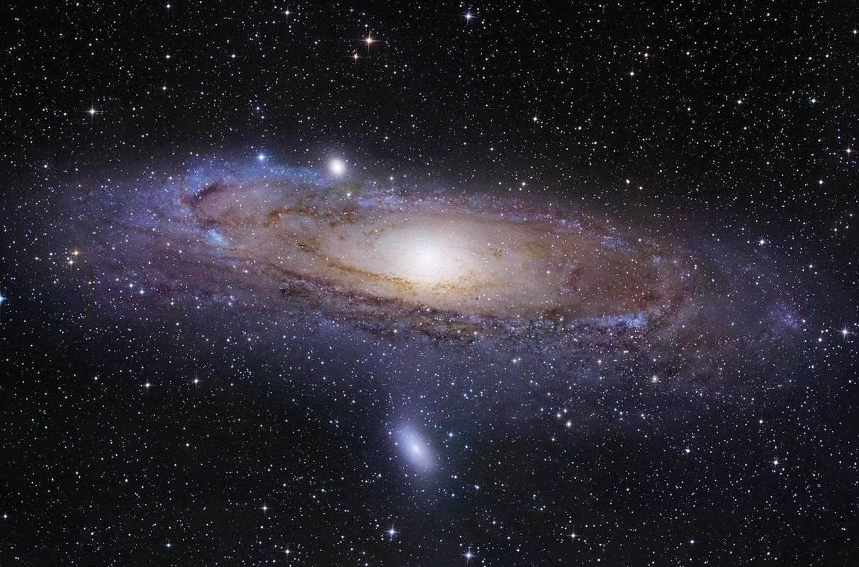 大爆炸后138亿年：宇宙如何从星系形成到持续演化