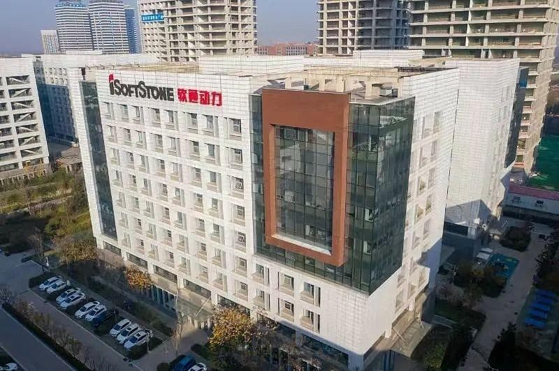 西咸新区沣东新城2024年发展回顾：产业、民生、文化全面开花