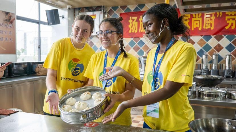 制美食、品茗香，这群美国高中生在扬体验“舌尖上的中国”