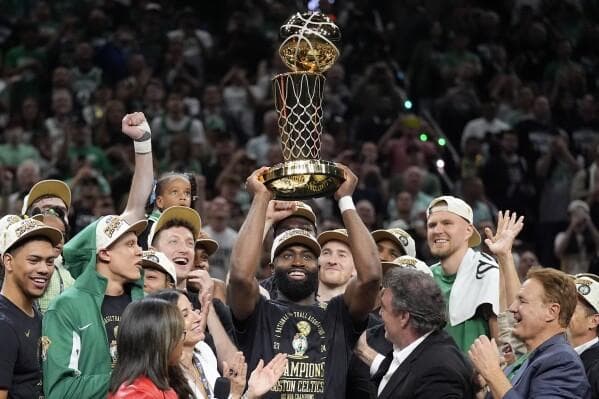 凯尔特人夺得2024NBA总冠军；季后赛只输了3场排在历史第9