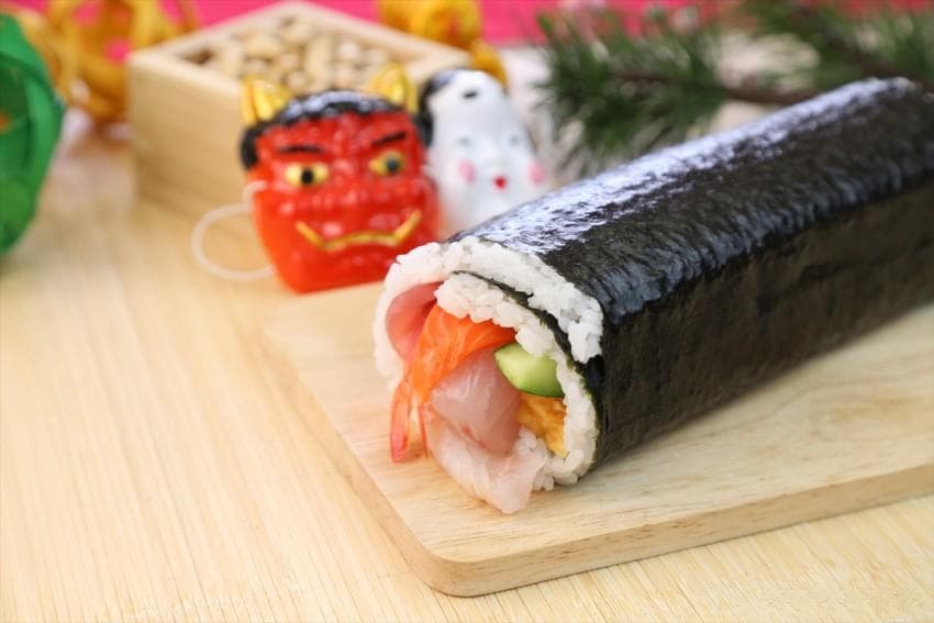 从节分到情人节：日本十大传统节日与现代纪念日
