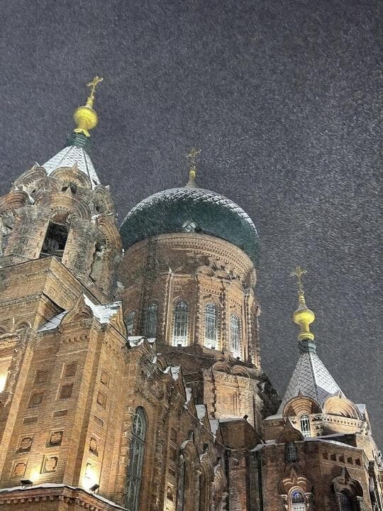 穿上羽绒服，畅游东北冰雪世界——防寒装备及行程攻略详解