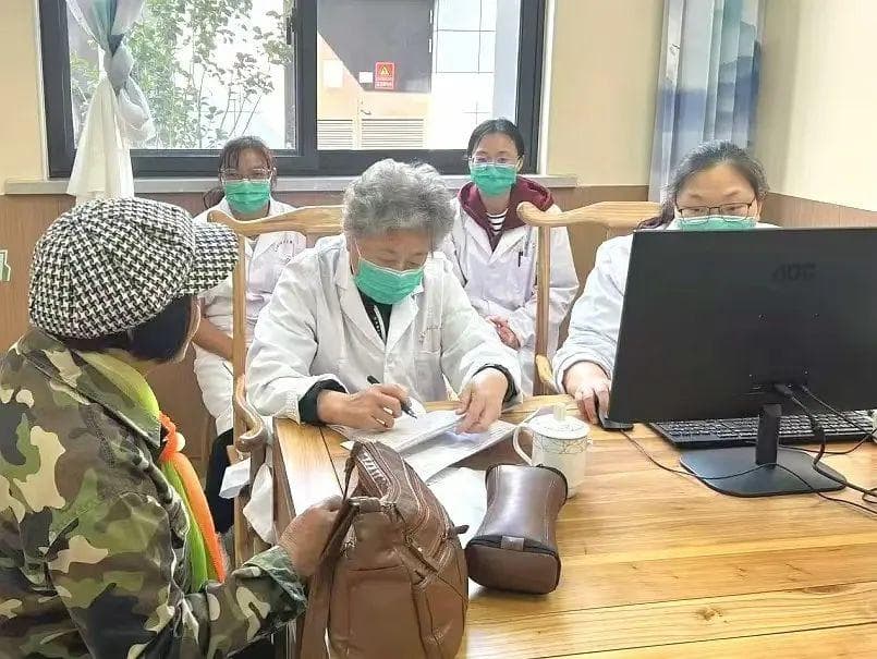 海湾镇社区卫生服务中心：胃痞病（慢性胃炎）特色诊疗项目