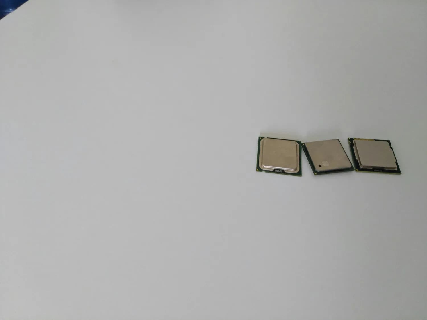 Intel i7-2640M vs i5-3210M：哪款处理器更适合你？