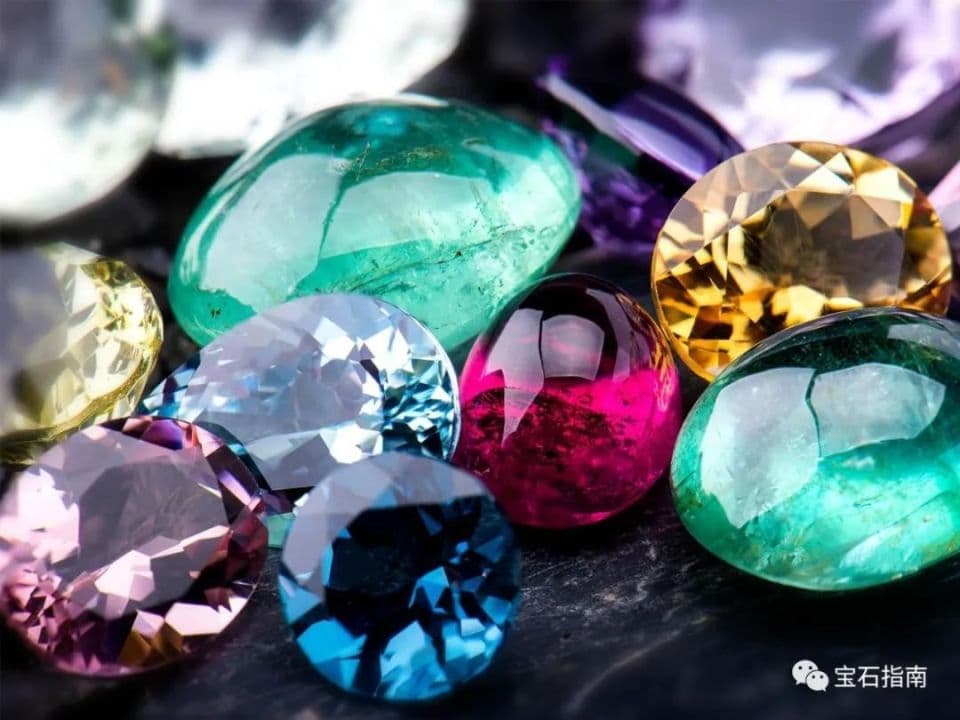 科普｜宝石的净度和晶体到底有什么不同？