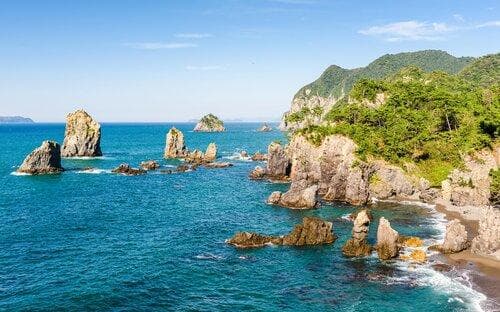 日本海：三国称谓争议难解，生态危机已现
