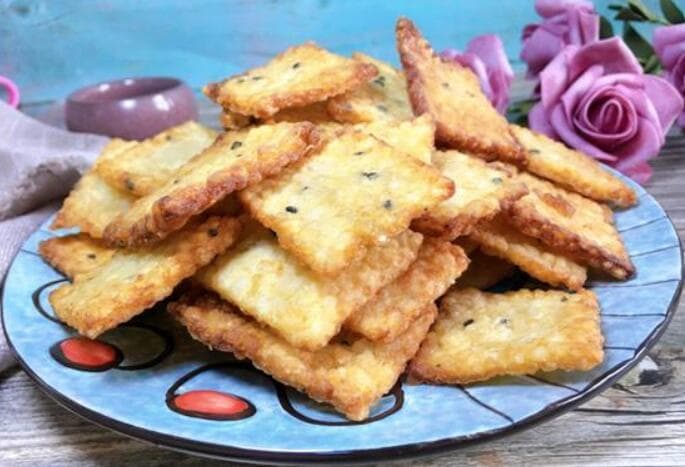 剩米饭怎么做好吃 原味大米锅巴的做法