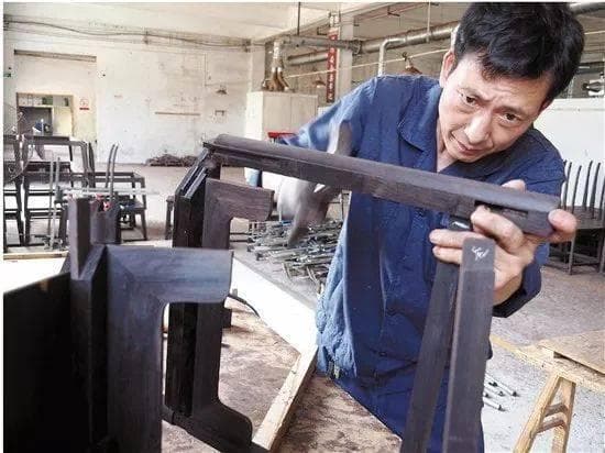 三分料七分工：红木家具生产全流程