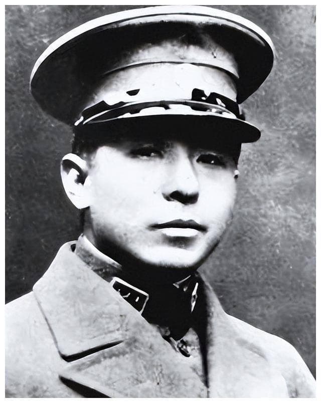 1929年张学良用硬币决定两重臣生死，奠定奉系军权