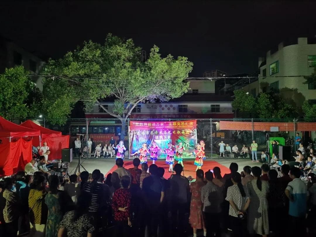 龙南市创新"错时延时"服务模式，让文明实践融入市民生活