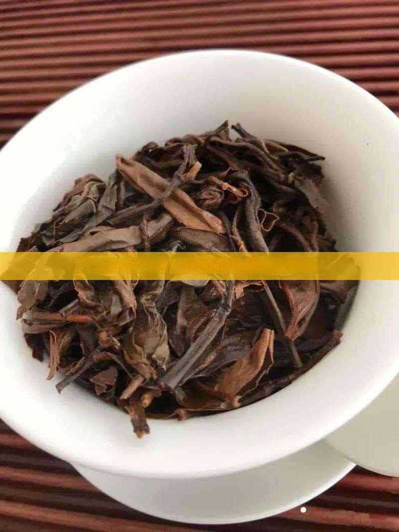 缓解嗓子发炎：菊花茶的疗效与饮用建议