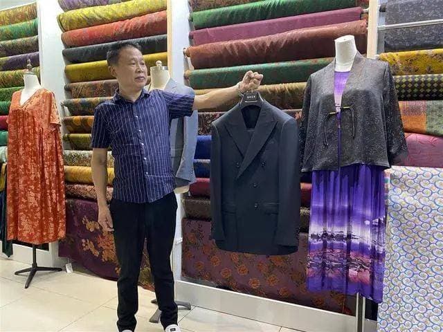 一年“吃掉”超2万吨碎布，近亿件服装“重生”