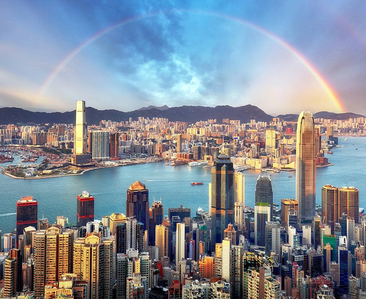 香港真实薪资水平是多少？2024年一半家庭月入3万+！这些行业工资最高