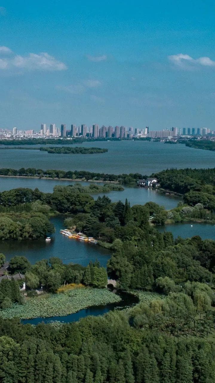 上海高铁1h直达！比苏杭小众的江南福地，四季不停歇的河鲜，这也太适合周末游了！