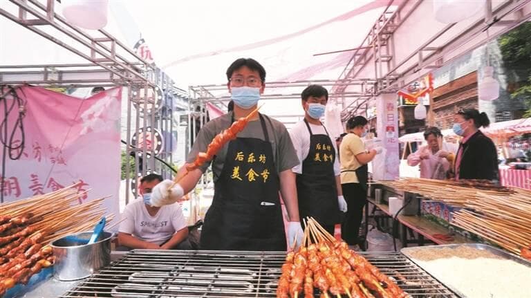 青州古城“花式整活”宠游客