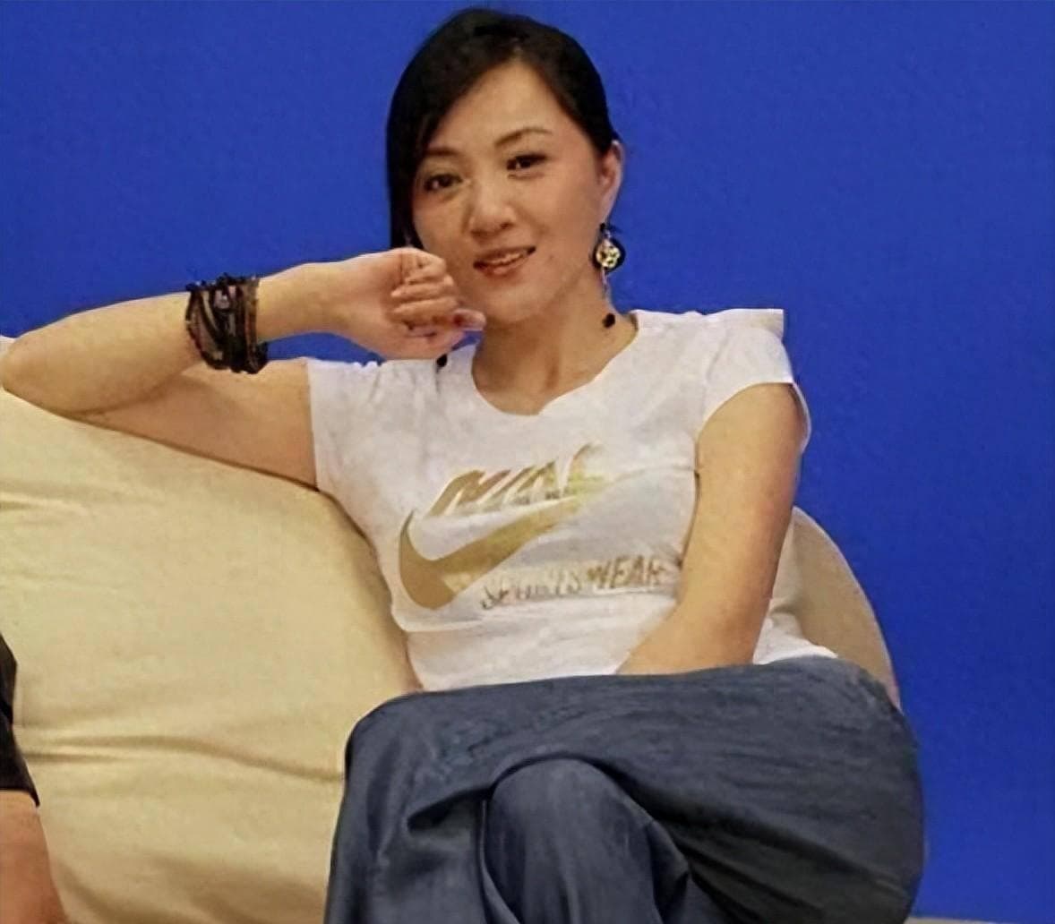 从5登春晚沦落到精神病院，金玉婷的悲惨人生，印证了郭德纲的话