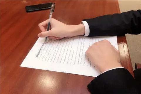 合同中需要明确争议解决方法吗