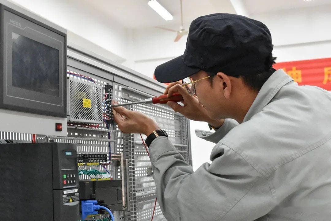 （2025年最新）电工技能等级证书报考条件有哪些新要求附如何考