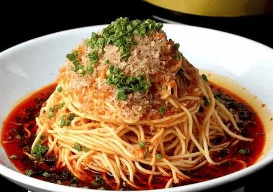 营山凉面制作全攻略：从面条到调料，打造地道川味凉面