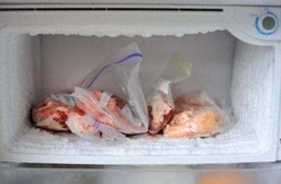 装菜的“塑料袋”放进冰箱，不仅有毒还致癌？实验揭晓真相