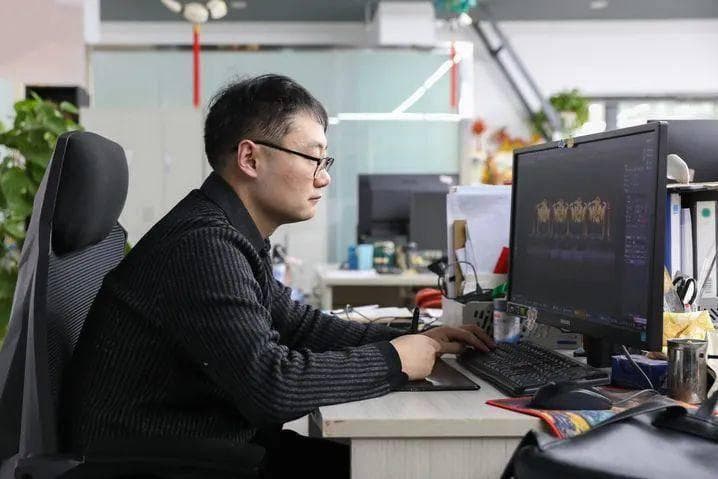 秦淮灯会拥抱新职业，90后设计师如何复原《上元灯彩图》