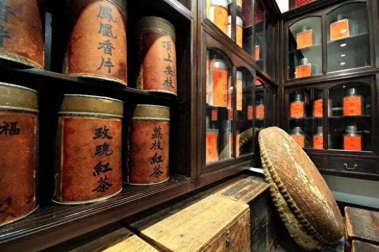 家里放了几年的红茶、绿茶、普洱茶，还能泡来喝吗？